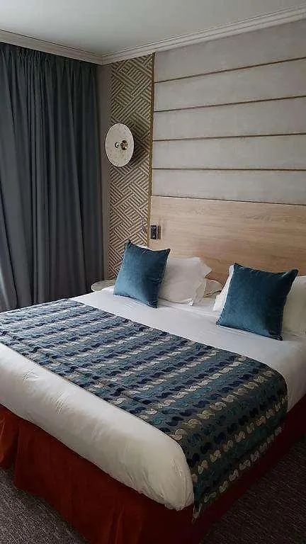 诺万诺斯酒店 4*